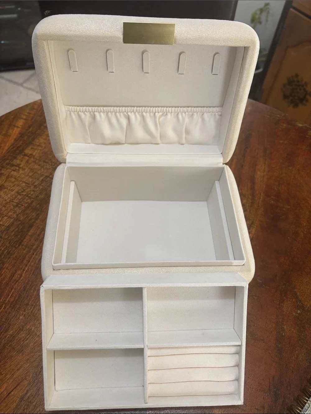 A New Day Rounded Tier Organizer Jewelry Box
